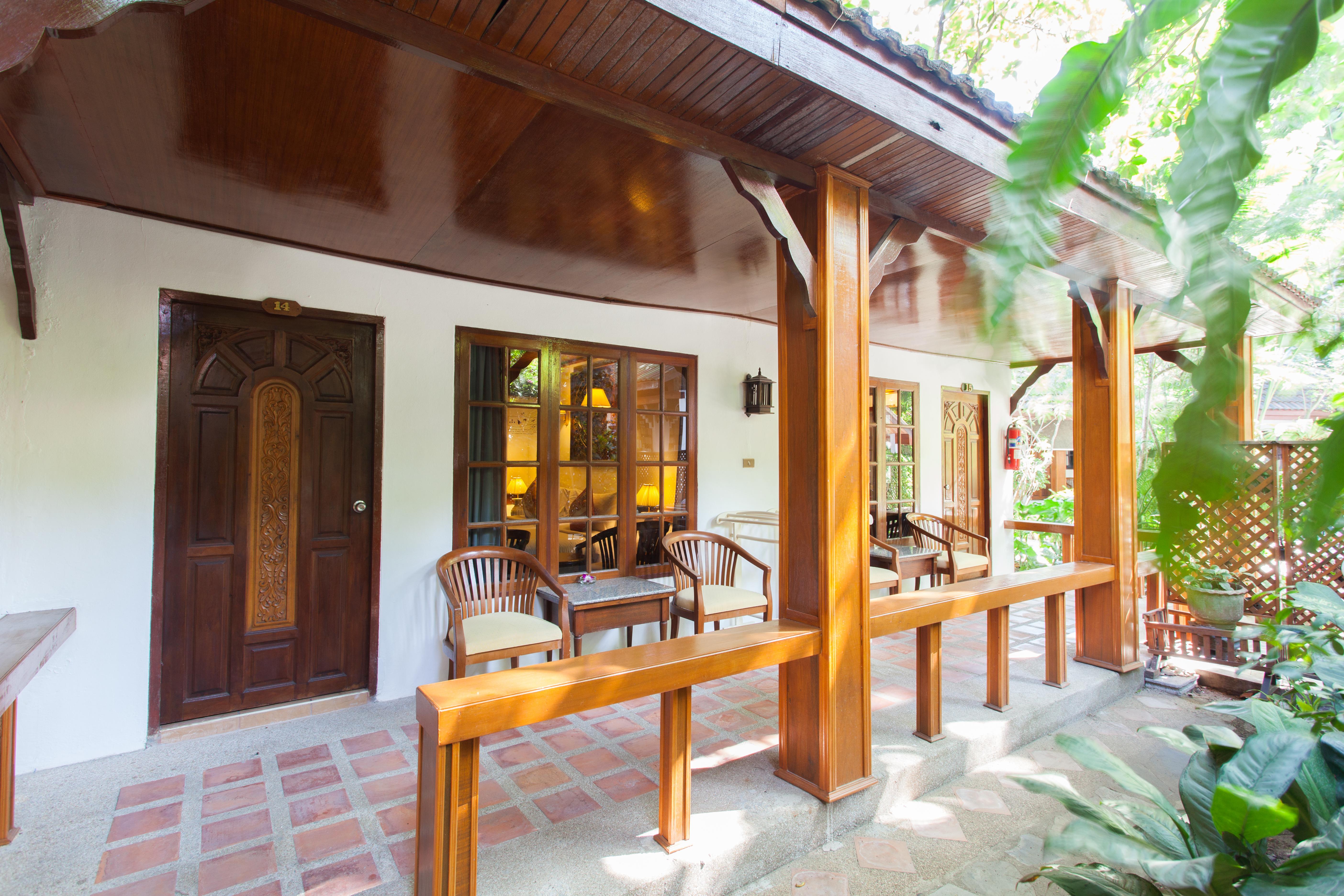 Tropica Bungalow Beach Hotel Patong Экстерьер фото