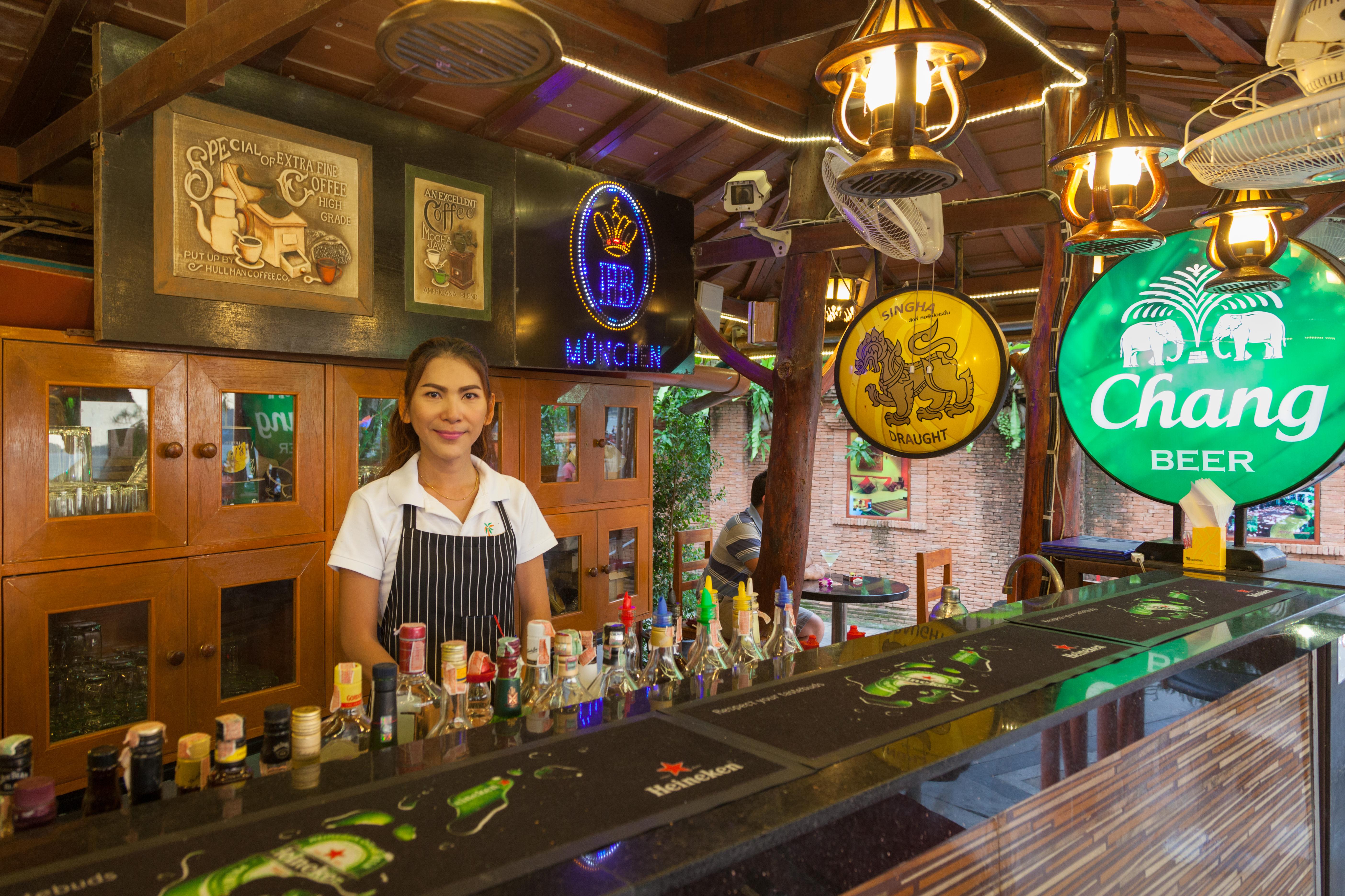 Tropica Bungalow Beach Hotel Patong Экстерьер фото