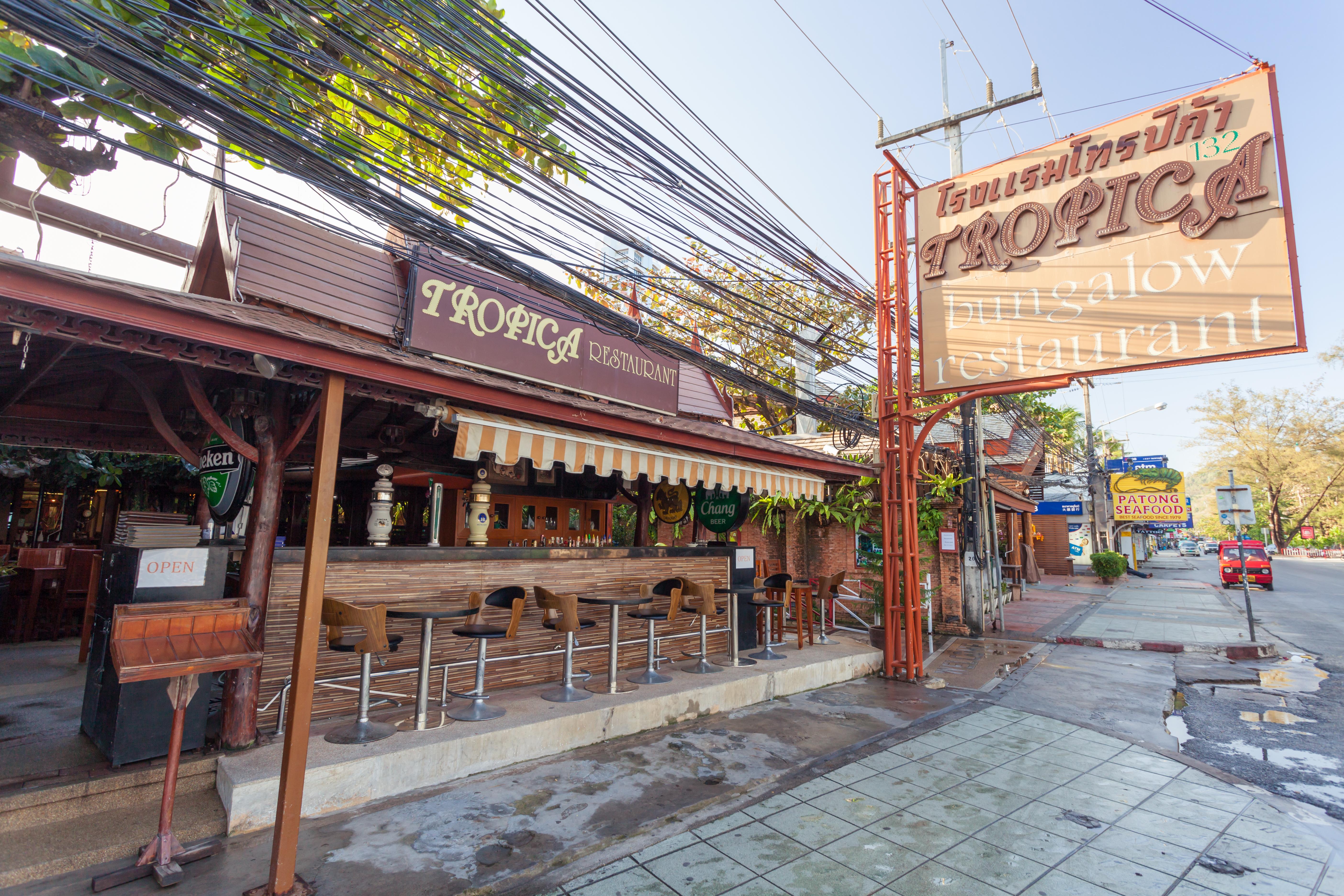 Tropica Bungalow Beach Hotel Patong Экстерьер фото