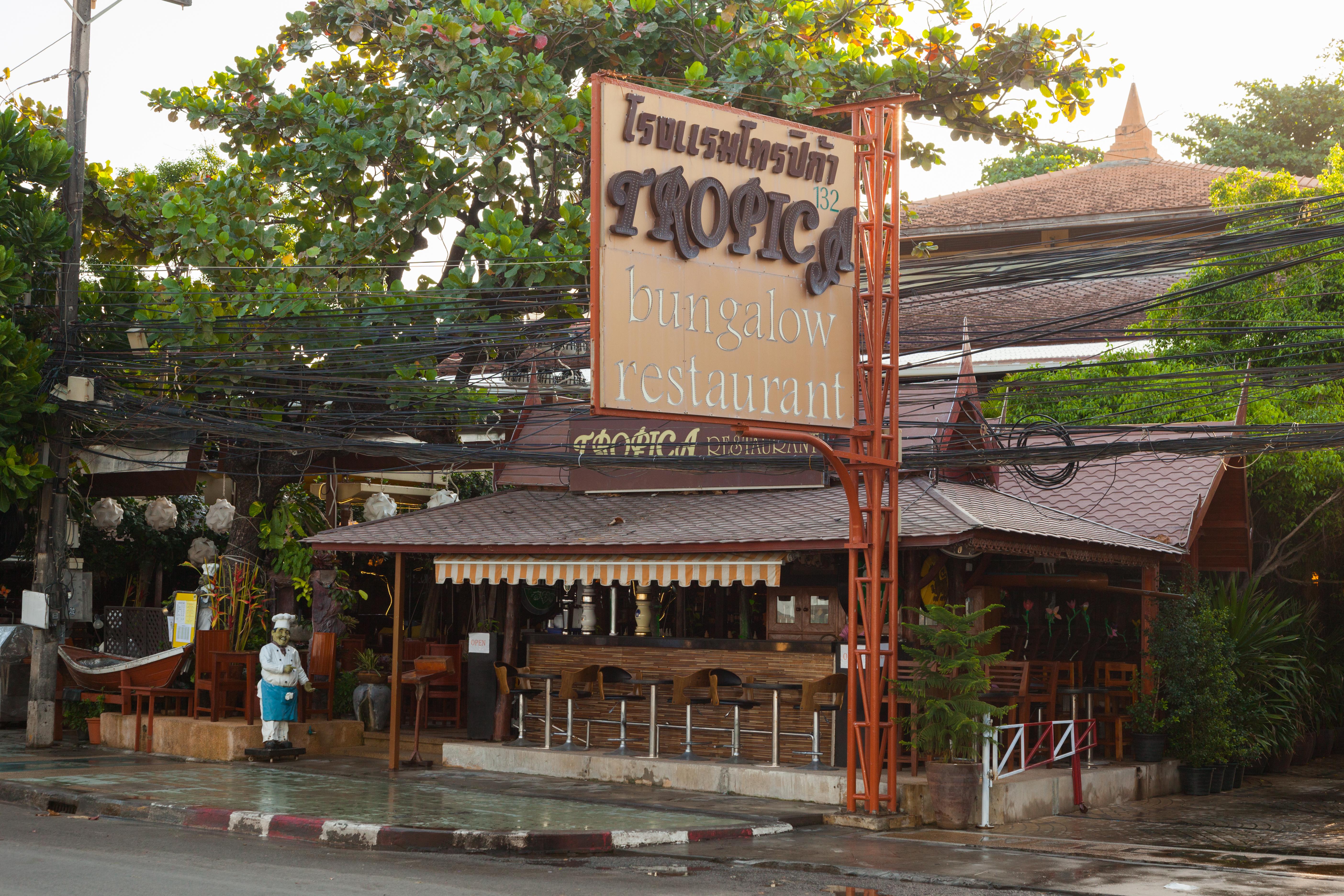 Tropica Bungalow Beach Hotel Patong Экстерьер фото